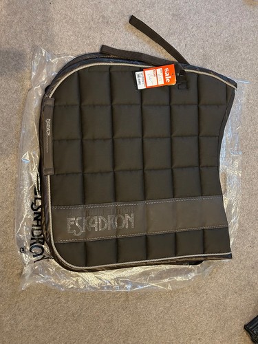 Eskadron dressage pad with