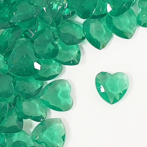 Green heart scatter - green,