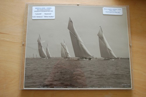 Beken cowes yachts - beken,