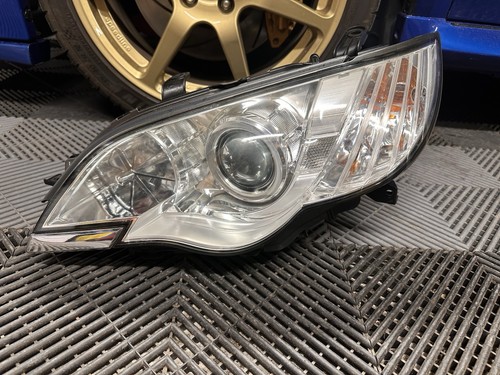 Subaru legacy left - left, passenger