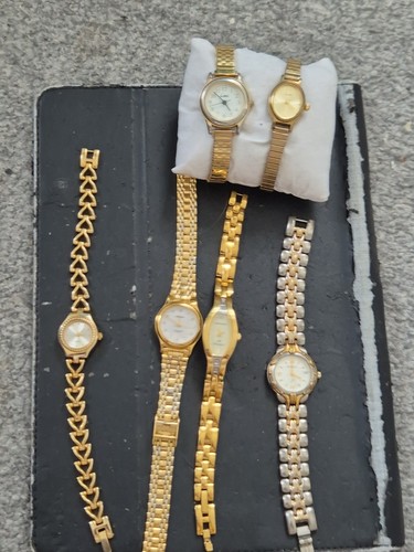 Various gold tone ladies - gold,