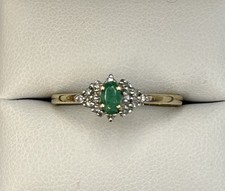 Lovely 9ct Gold, Emerald & Diamond  Cluster Ring. Size Q1/2