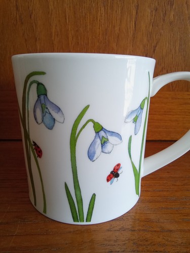 Bone china meadow - china,
