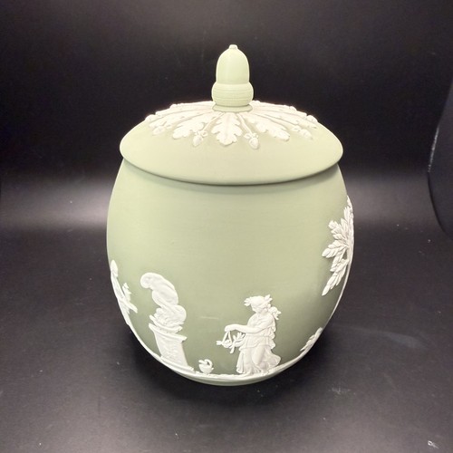 Vtg wedgwood green - vtg,