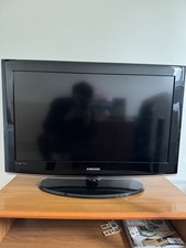 Old Samsung TV (LE32B450C4W)