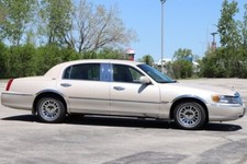 1999 Lincoln Town Car Cartier