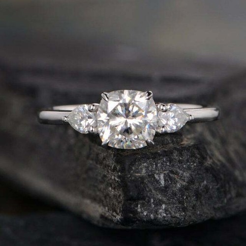 Cushion cut white diamond - cut,