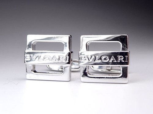 Bulgari square center logo - square,