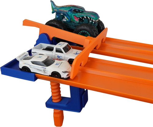 Monster truck track - truck, clamp