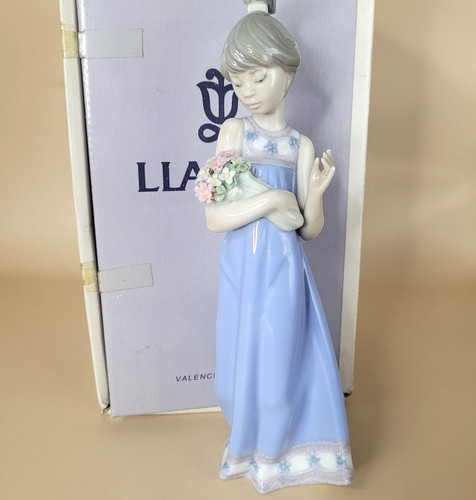 Lladro figurine spring - lladro,
