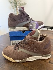 Reebok Court Victory Pump