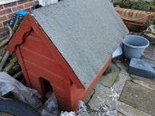 Small Wooden Dog Kennel