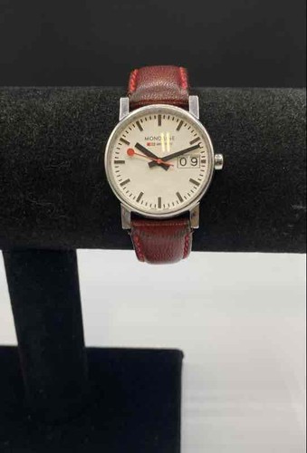 Mondaine swiss railways quartz - swiss,