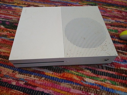 Xbox box one - a, gaming