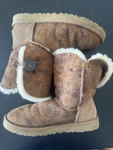 Ugg bailey button - boots, in