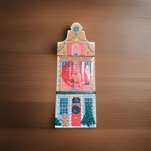 Gingerbread musical house - musical,