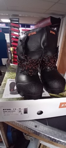 Function chainsaw boot - chainsaw,