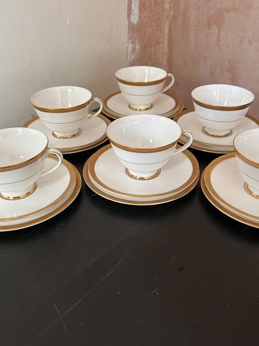 Royal doulton gold - gold, bone