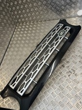 Landrover Discovery 4 front grill black 2012