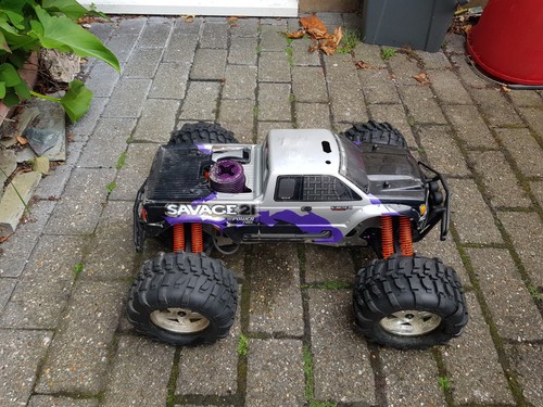 Hpi savage monster truck - savage,