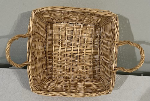 Small square wicker - square,