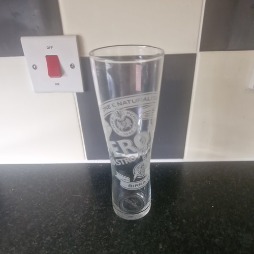 Pint peroni glass - 1, x