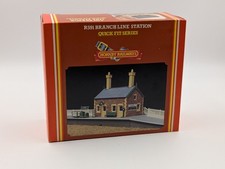 Hornby OO Gauge Branch Line Station R591 Boxed