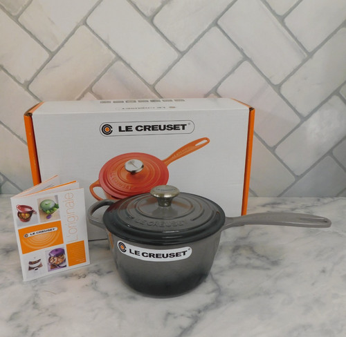 Creuset signature cast iron - creuset,