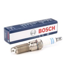 Bosch Spark Plug for Chrysler Voyager IV Dodge Stratus Saloon Jeep 0242225668