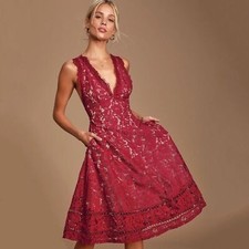 Lulu's Kiss Kiss Burgundy Lace
