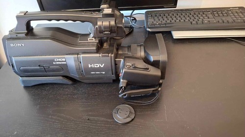 Digital video camera - digital,
