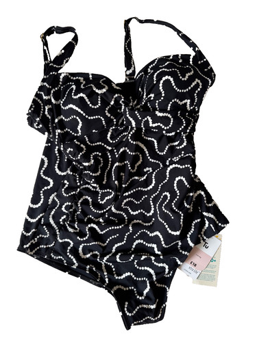 Bnwt black white non - &,