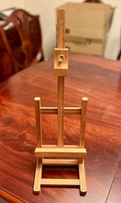 Small wooden easel/picture stand 44cm high