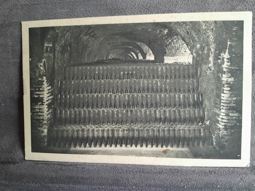 Moet chandon 120 000 - &, bottles
