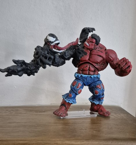 Marvel universe red hulk - red,
