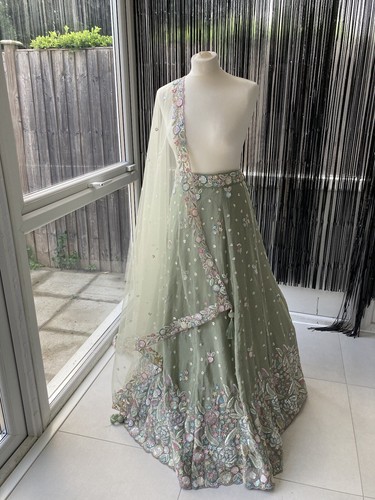 Brand new beautiful unstitched - new,