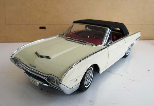 Danbury mint 1959 - mint,