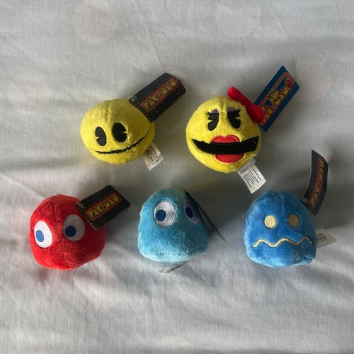 Pac man and - pac-man,,