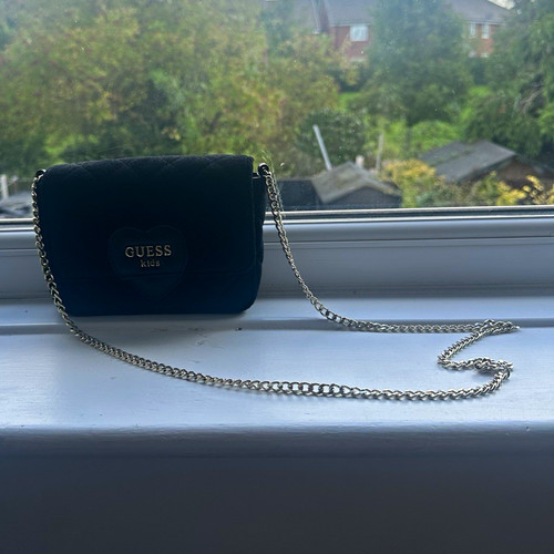Guess kids small - small, black