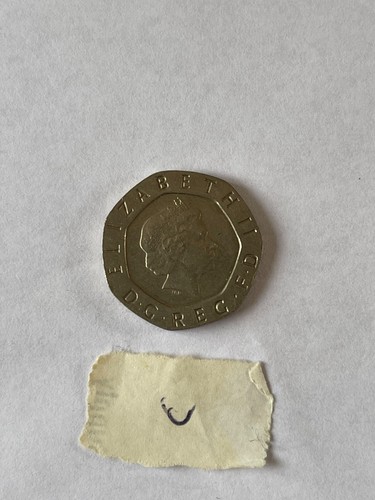 Undated rare 20p coin royal - coin,