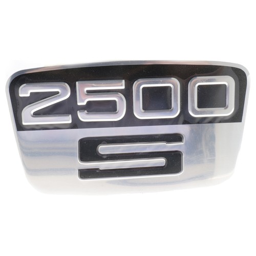 Triumph 2500s grille - grille, badge