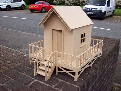 12th scale beach hut - 1:12th,