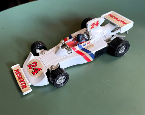 Corgi toys hesketh ford 308 - corgi, hesketh-ford