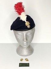 Royal Regiment Of Fusiliers Beret, Lapel Badges, Hackle & Shoulder Patch. 58cm.