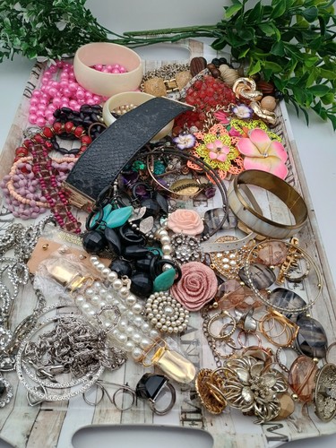 Broken jewellery craft - jewellery,