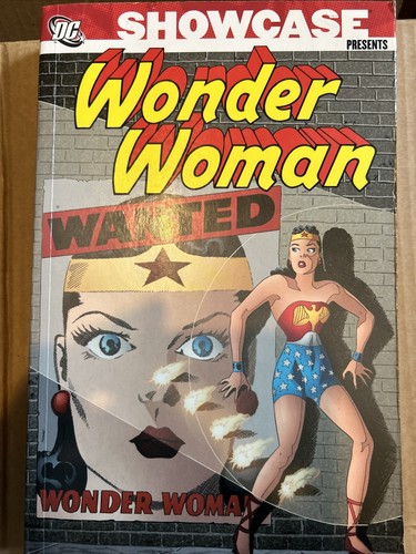 Showcase presents wonder woman - presents,
