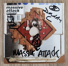 Massive Attack Band Signed Protection CD Booklet 3D Mushroom Daddy G LEGENDS RAD