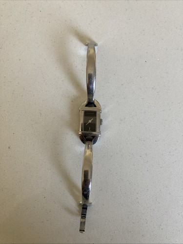 Gucci bangle watch pre owned - bangle,