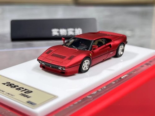 Dmh matte red 1984 - red, 288