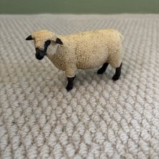 SCHLEICH SHROPSHIRE EWE SHEEP Female Farm Animal Figure 2011 Retired 13681